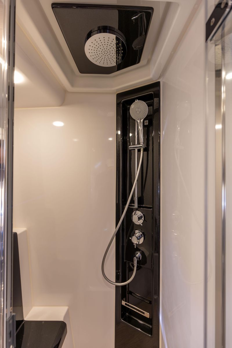 2021 Azimut 60 