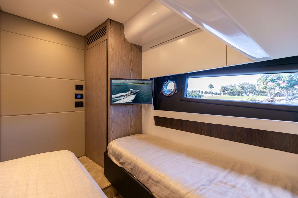 2021 Azimut 60 