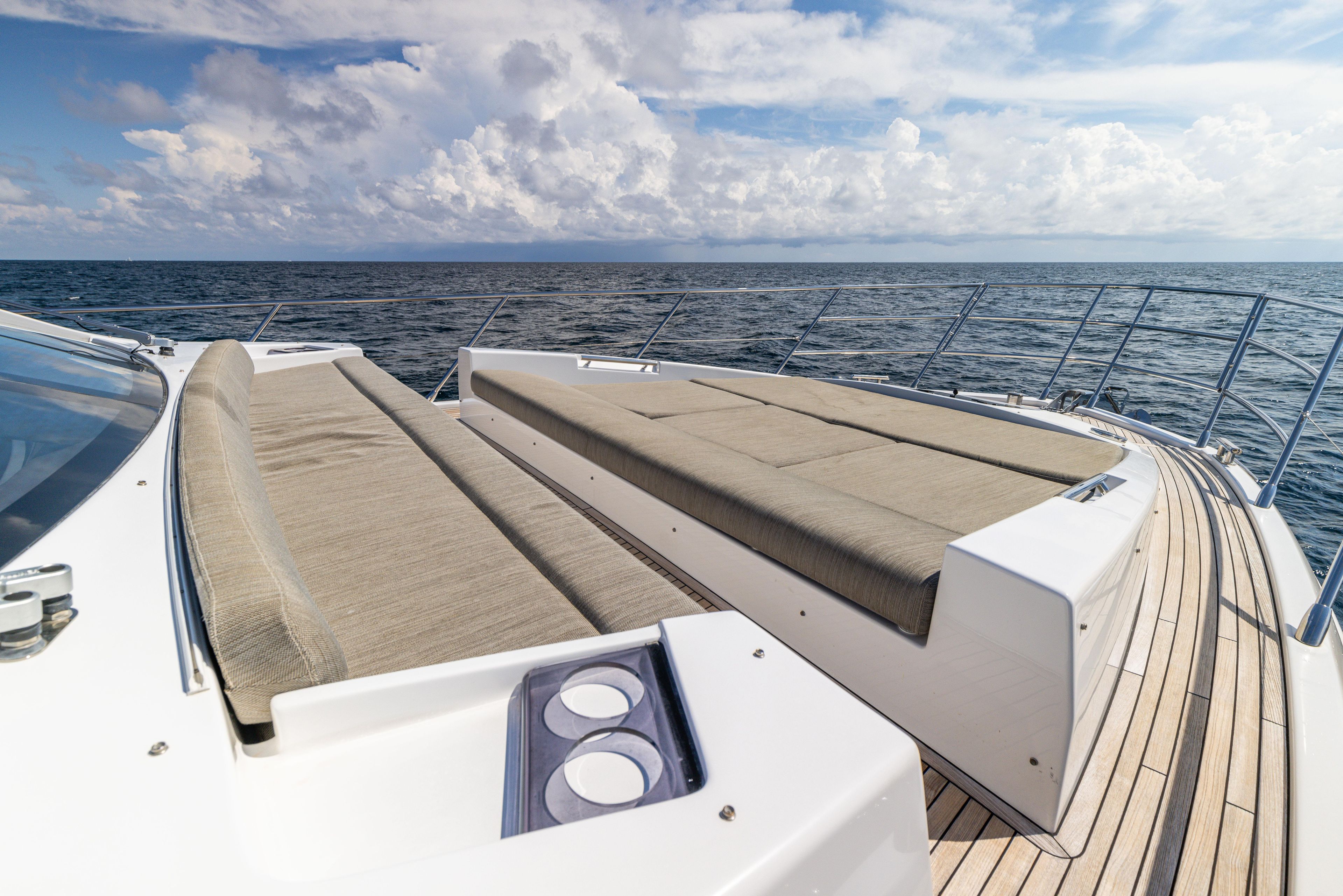 2021 Azimut 60 