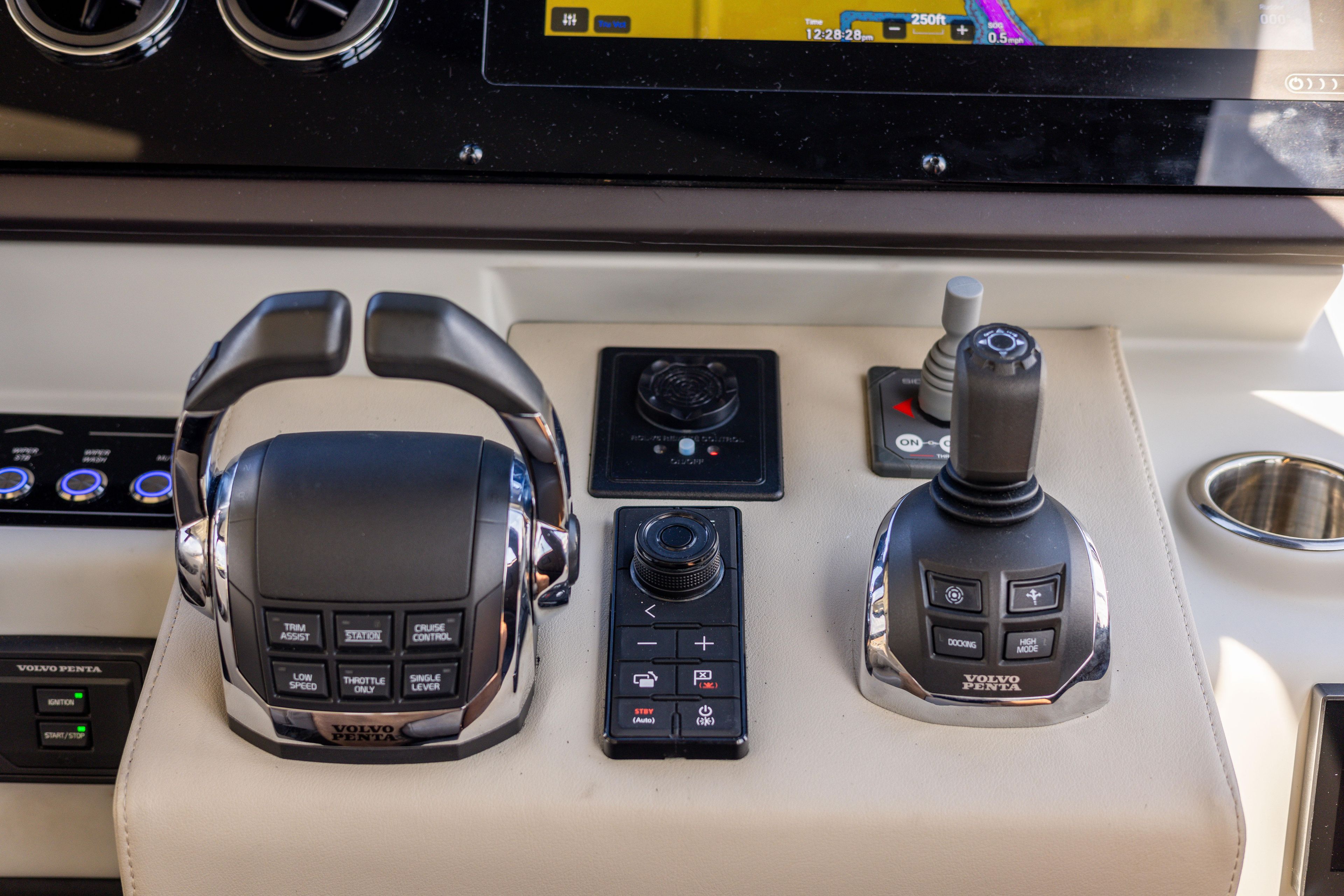2021 Azimut 60 