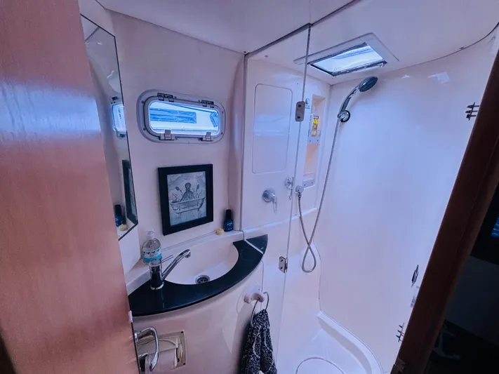 Sailfish Yacht Photos Pics 