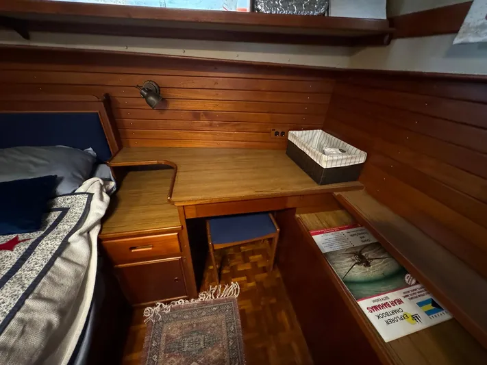 Carolina Breeze Yacht Photos Pics 