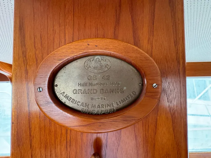 Carolina Breeze Yacht Photos Pics 