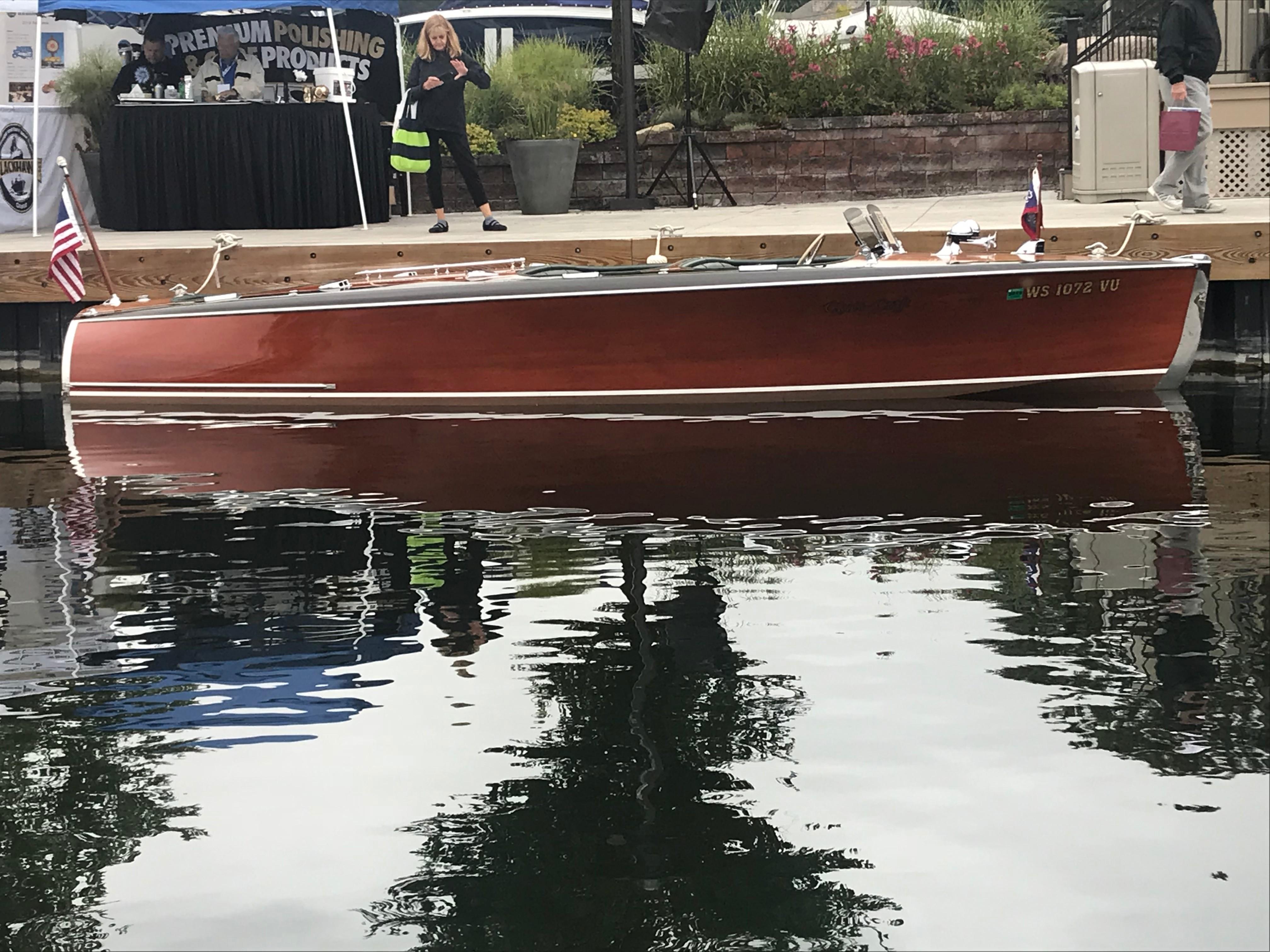 1940 ChrisCraft Deluxe Runabout Antique and Classic for sale YachtWorld