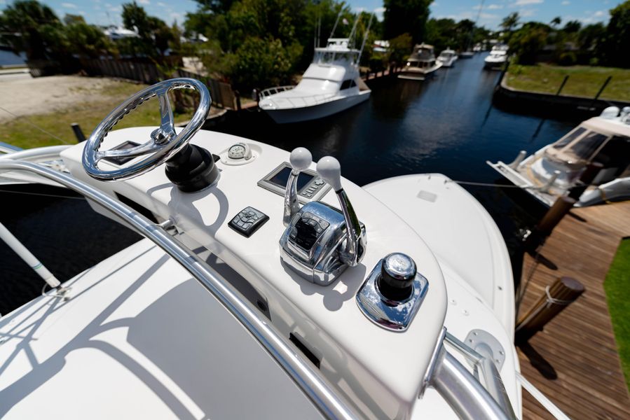 2012 Viking 42 Open