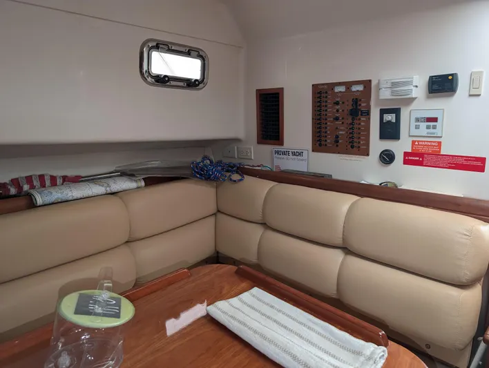 Bravo Zula Yacht Photos Pics Mainship Pilot Sedan 34