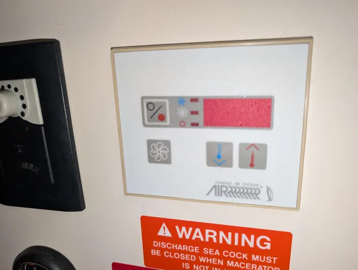 Bravo Zula Yacht Photos Pics Mainship Pilot Sedan 34