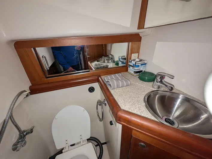 Bravo Zula Yacht Photos Pics Mainship Pilot Sedan 34