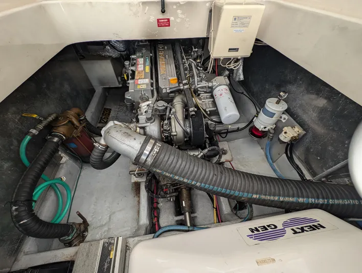 Bravo Zula Yacht Photos Pics Mainship Pilot Sedan 34