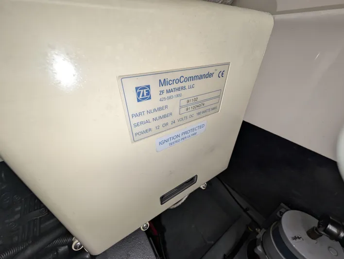 Bravo Zula Yacht Photos Pics Mainship Pilot Sedan 34