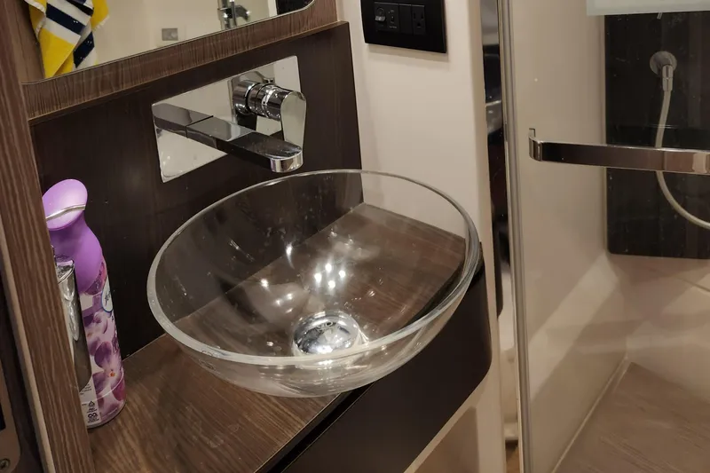 Pri Sea Yacht Photos Pics Modern glass sink in 2019 Azimut S6 yacht bathroom.
