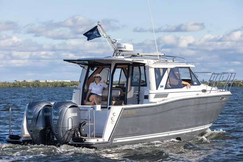  Yacht Photos Pics Manufacturer Provided Image