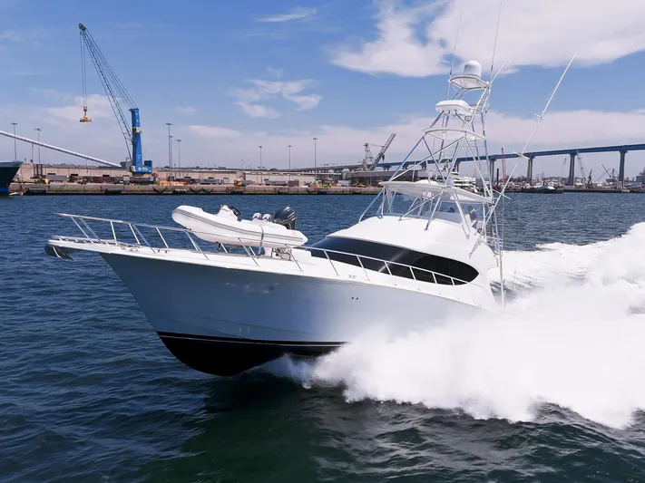 Querencia Yacht Photos Pics 