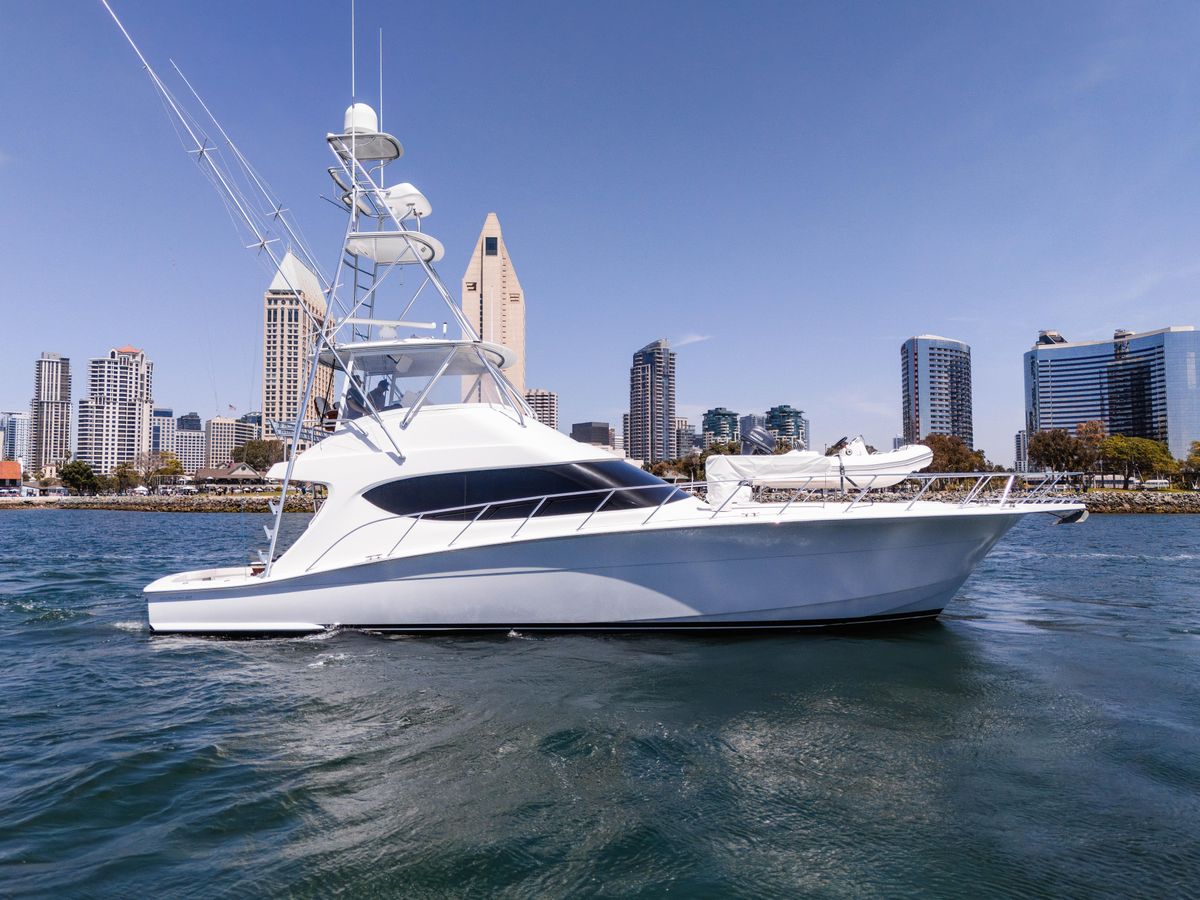 2017 Hatteras 54 
