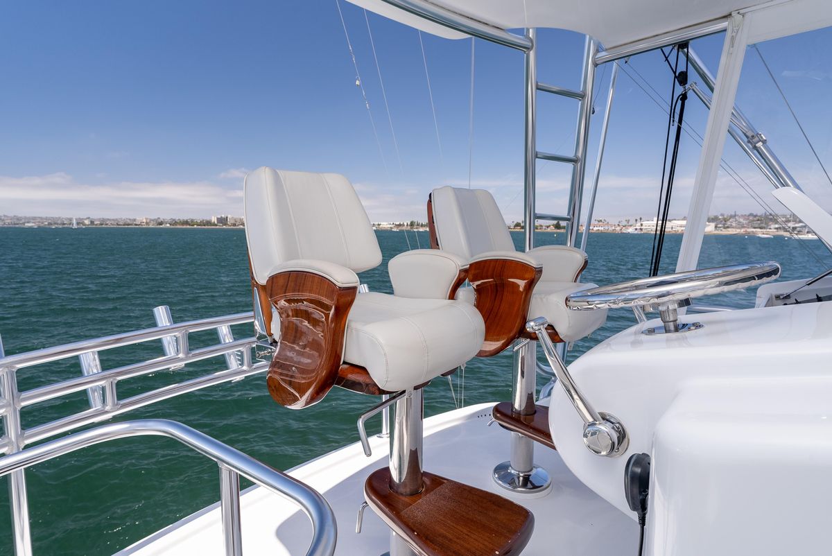 2017 Hatteras 54 