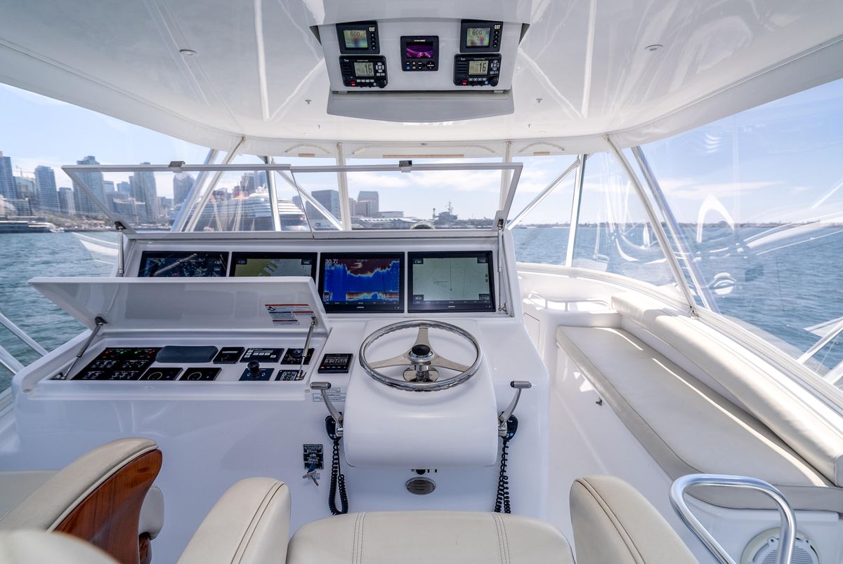 2017 Hatteras 54 