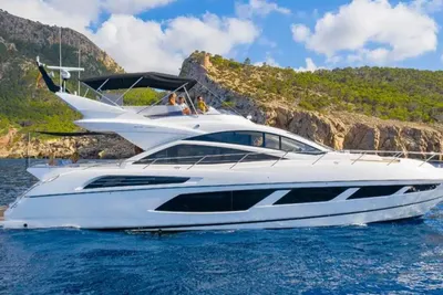 2017 Sunseeker 68 Sport Yacht