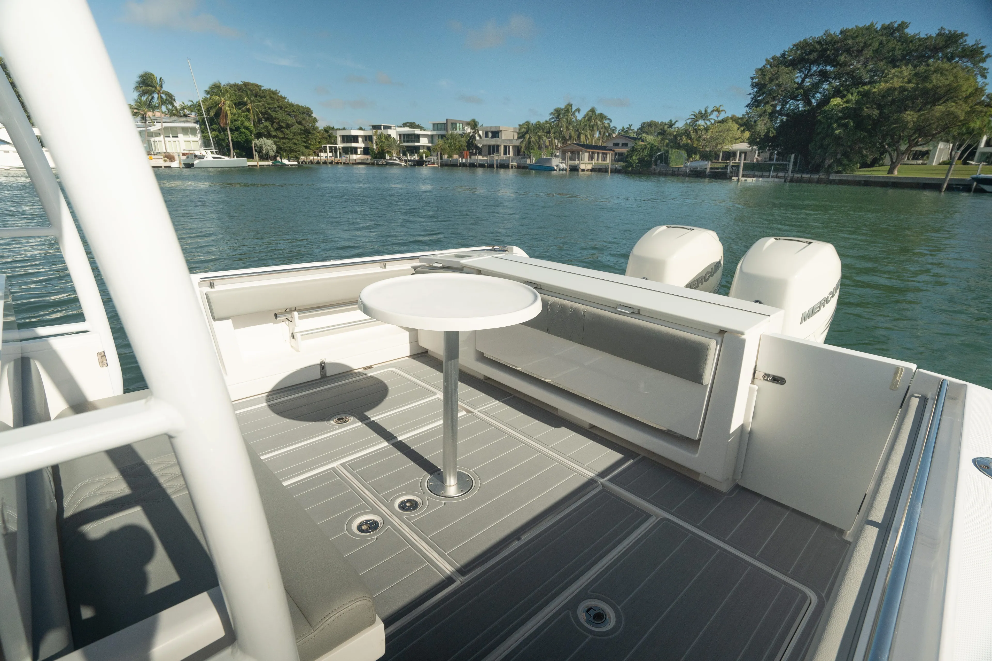  Yacht Photos Pics 2018 Belzona 325 Center Console boat with spacious deck and seating area.