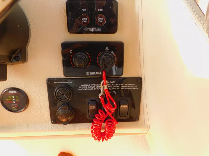 Leigha Alta Yacht Photos Pics 