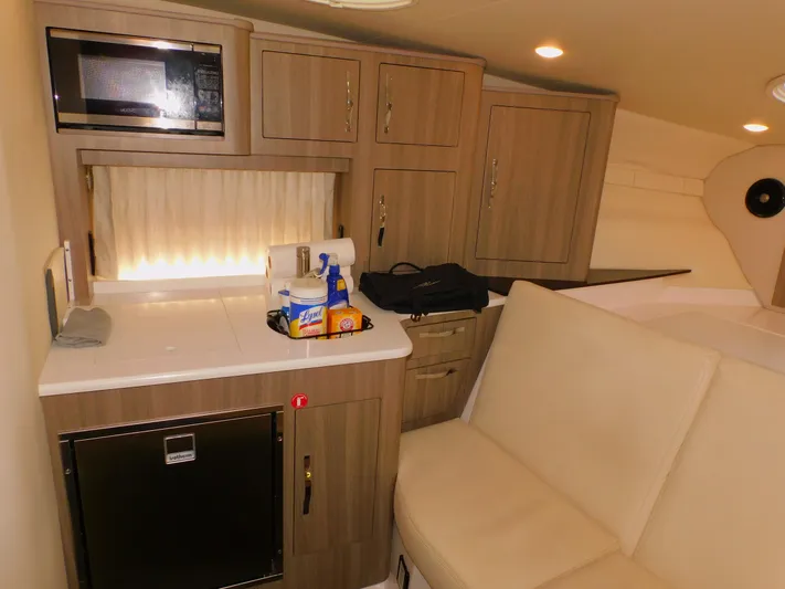 Leigha Alta Yacht Photos Pics 