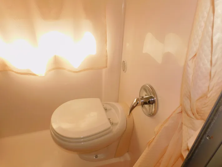 Leigha Alta Yacht Photos Pics 