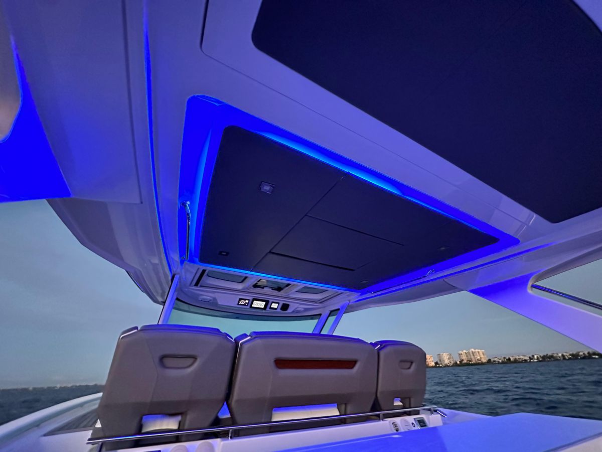 2020 Tiara Yachts 43 