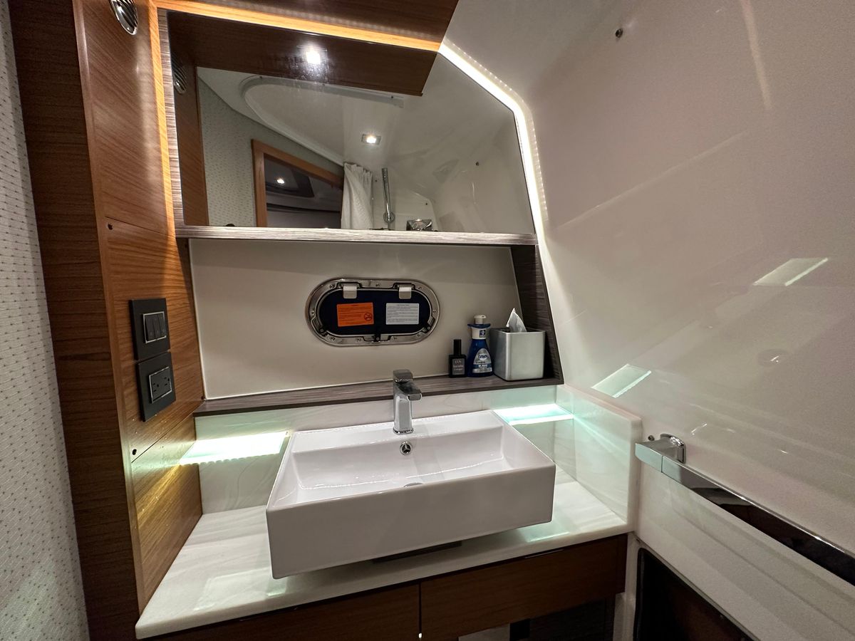 2020 Tiara Yachts 43 