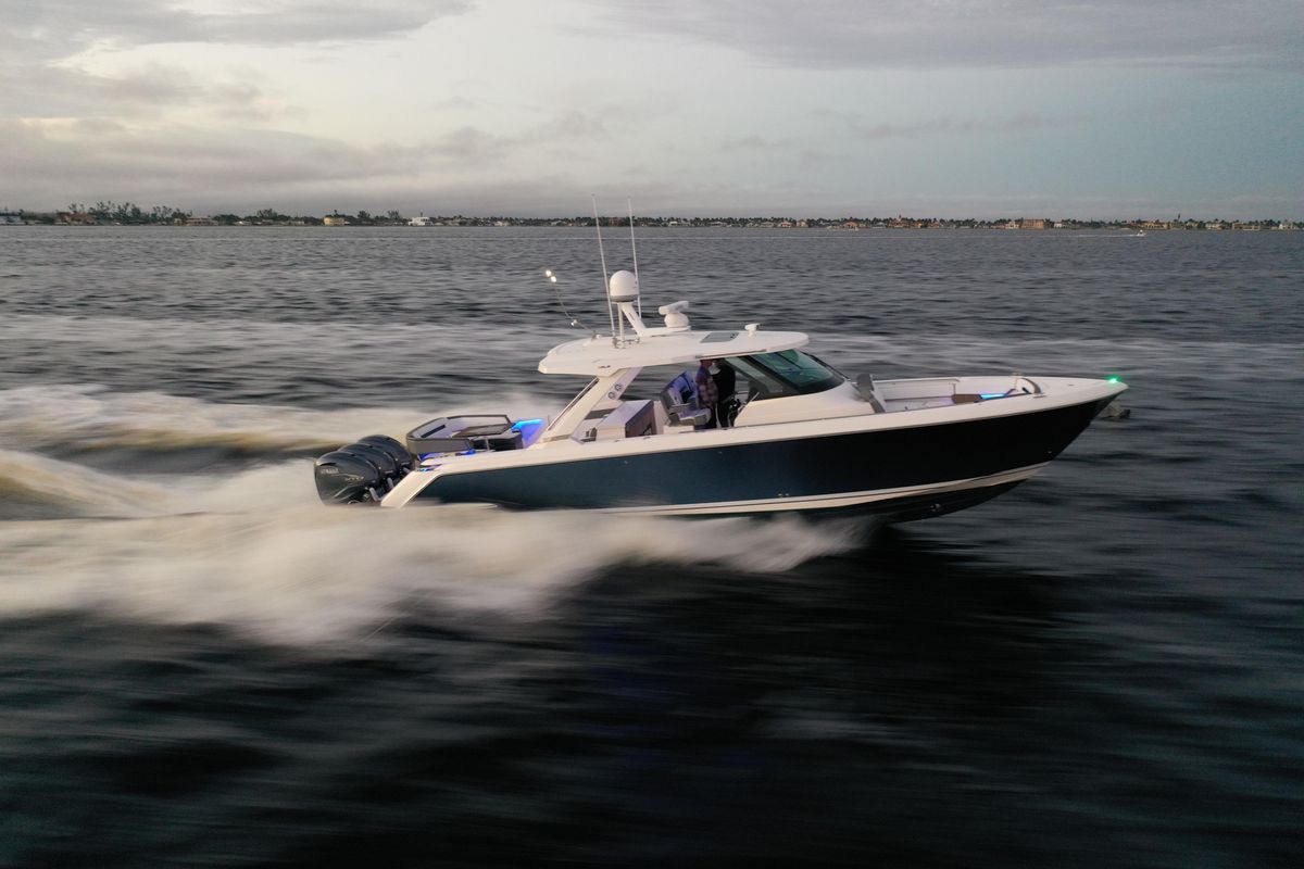 2020 Tiara Yachts 43 