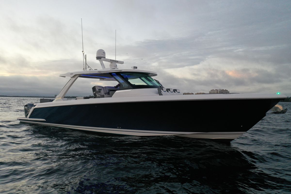 2020 Tiara Yachts 43 