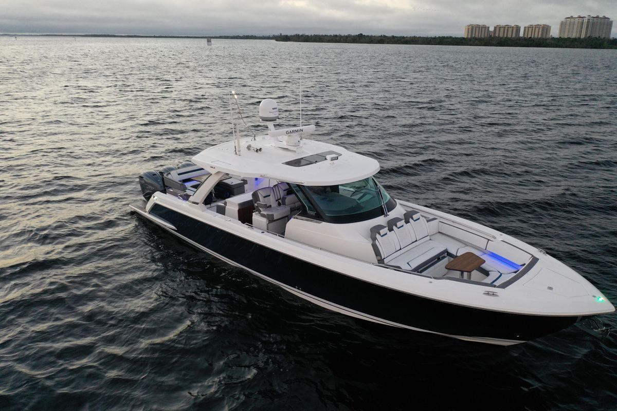 2020 Tiara Yachts 43 