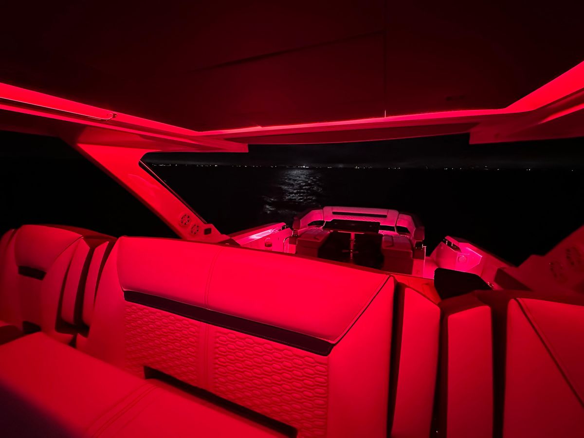 2020 Tiara Yachts 43 