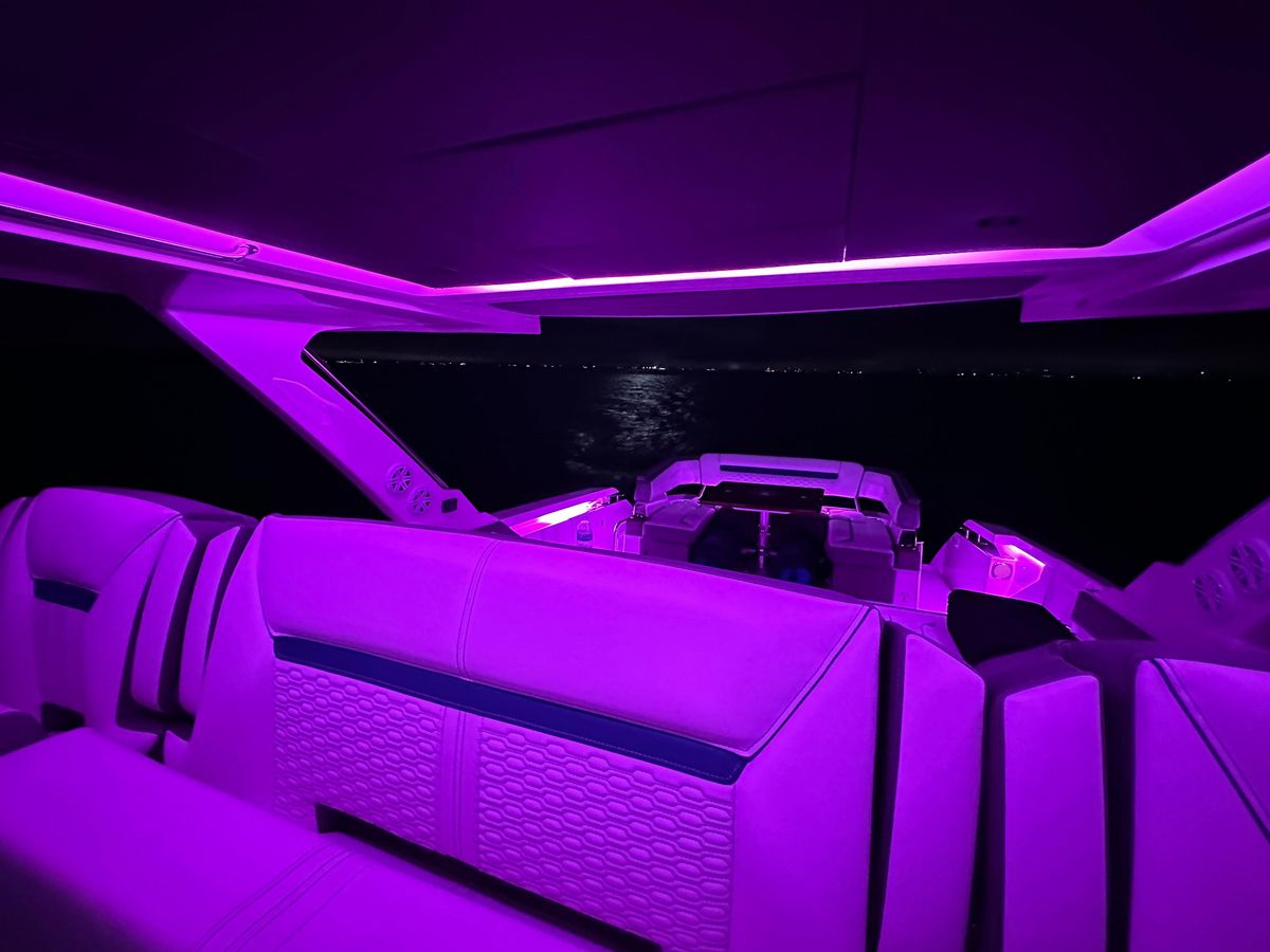 2020 Tiara Yachts 43 