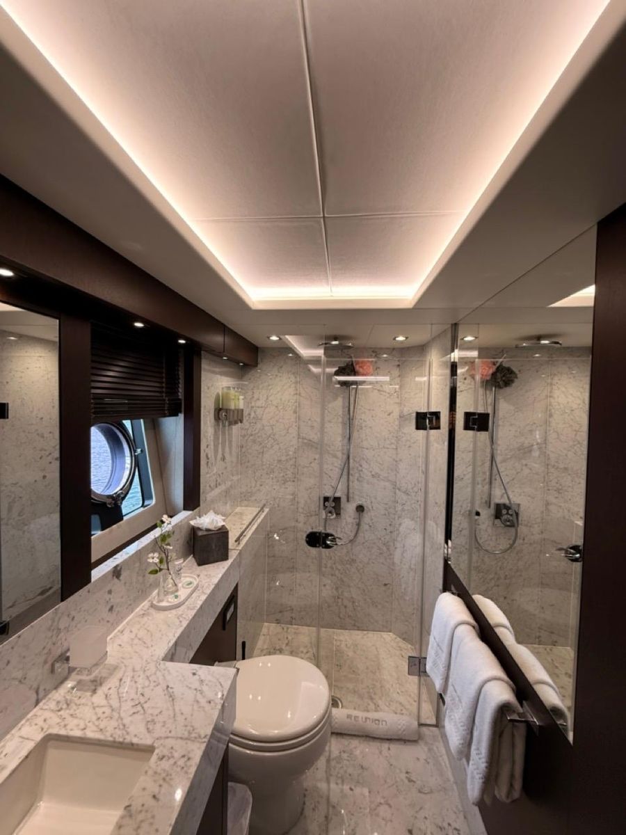 2018 Sunseeker 86 