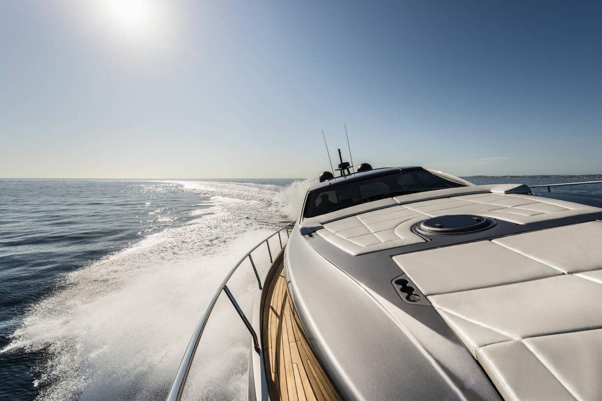 2023 Pershing 60 