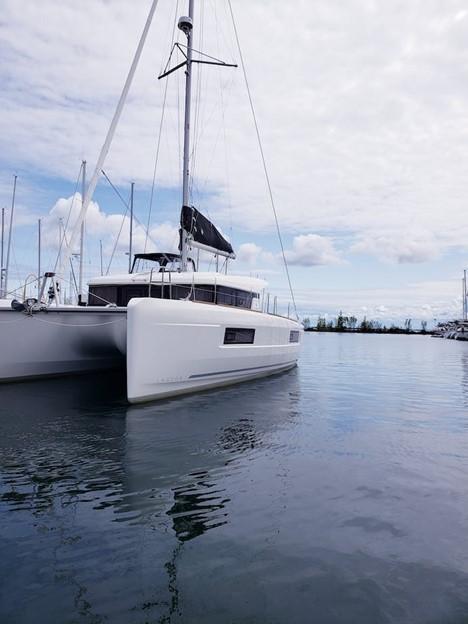 2019 Lagoon 40 Catamaran for sale - YachtWorld