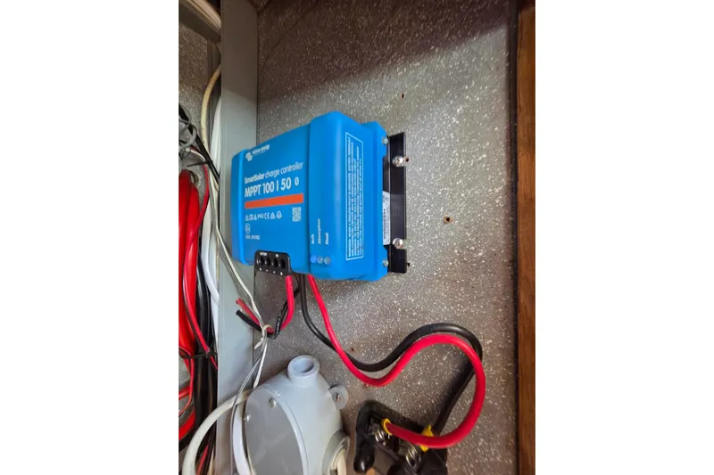 Prosecco Yacht Photos Pics Victron SmartSolar charge controller MPPT 100/50 installed on Seawind 1000, 1997 model.