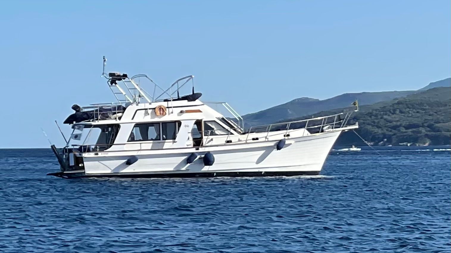 1995 Island Gypsy 44 Europa