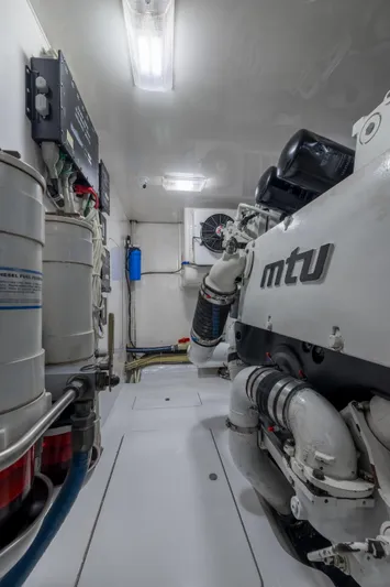 "el Jefe" Yacht Photos Pics 