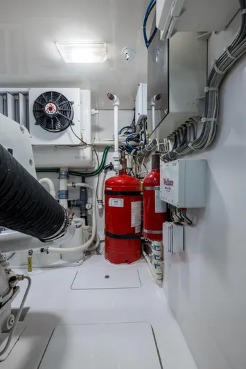 "el Jefe" Yacht Photos Pics 