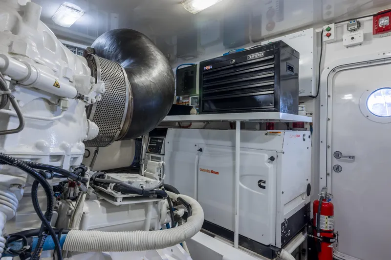 "el Jefe" Yacht Photos Pics 