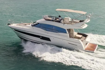 Prestige 460 Fly