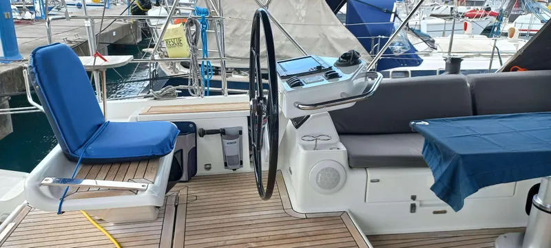 Lucid Dreams Yacht Photos Pics 