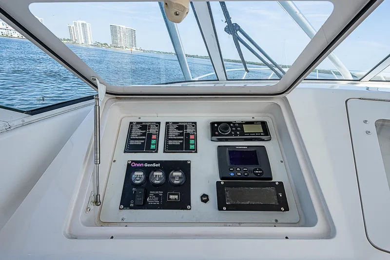 Ocean Paradise Yacht Photos Pics 