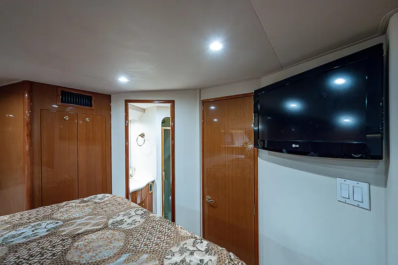 Ocean Paradise Yacht Photos Pics 