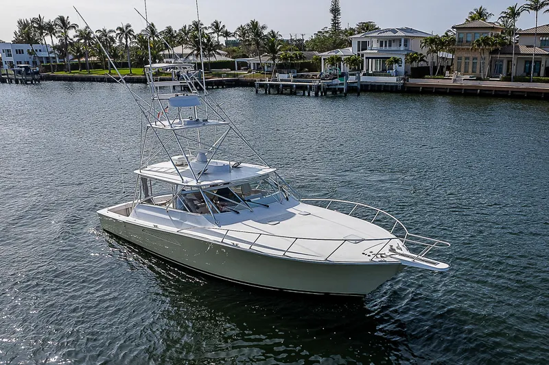 Ocean Paradise Yacht Photos Pics 