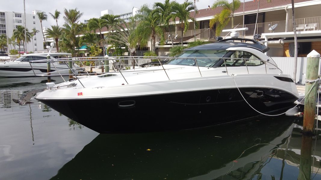 2013 Sea Ray 410 Sundancer