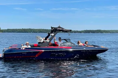 Malibu Wakesetter 24 MXZ