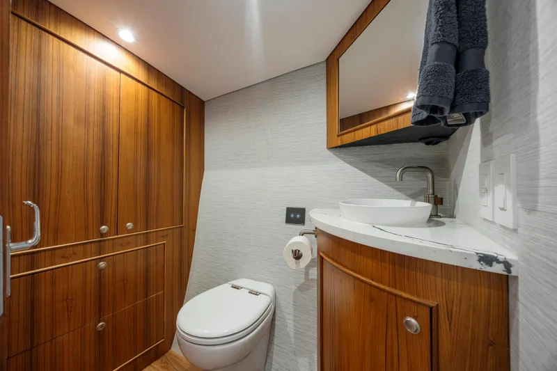 Double B Yacht Photos Pics 