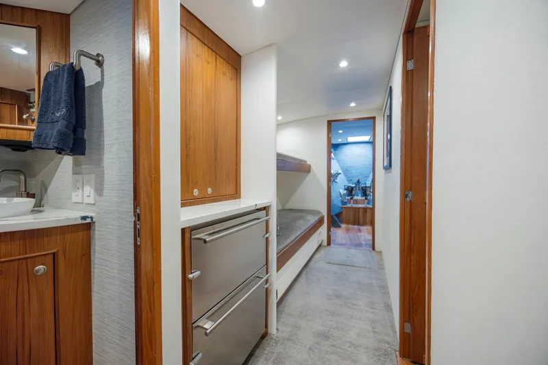 Double B Yacht Photos Pics 