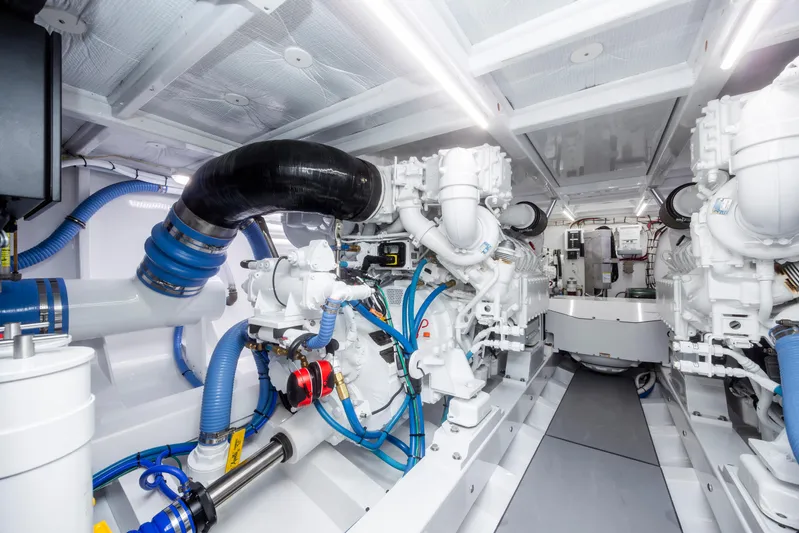 Double B Yacht Photos Pics 